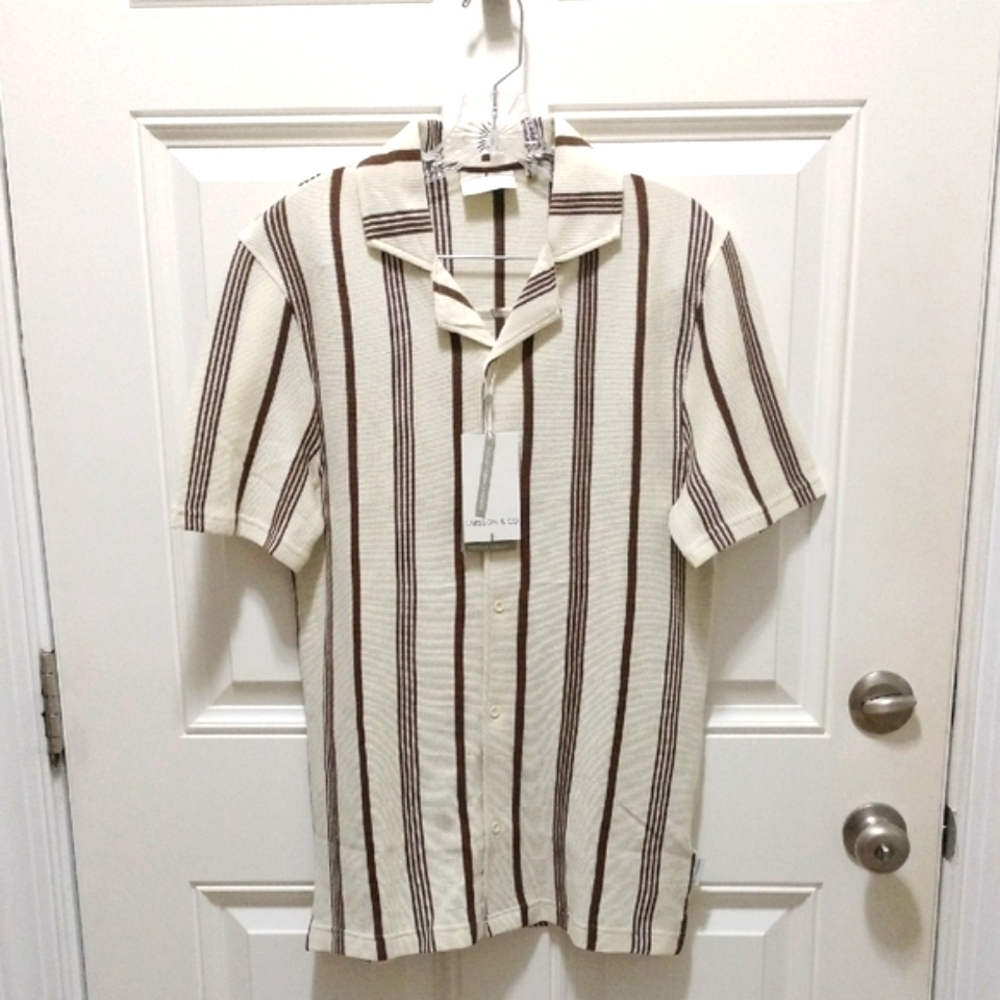 Larsson & Co. Stylish Cream and Brown Striped Men's Shirt - Size Small